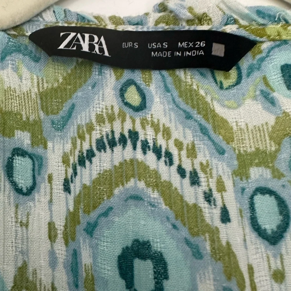 Zara flowly dress - Picture 2 of 3